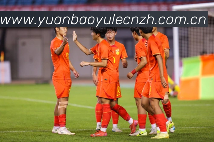 弗拉霍维奇首次与拜仁会面杜尚父亲助力谈判进程战术观察:最新赛事动态与深度分析 弗拉霍维奇首次与拜仁会面杜尚父亲助力谈判进程战术观察:最新赛事动态与深度分析